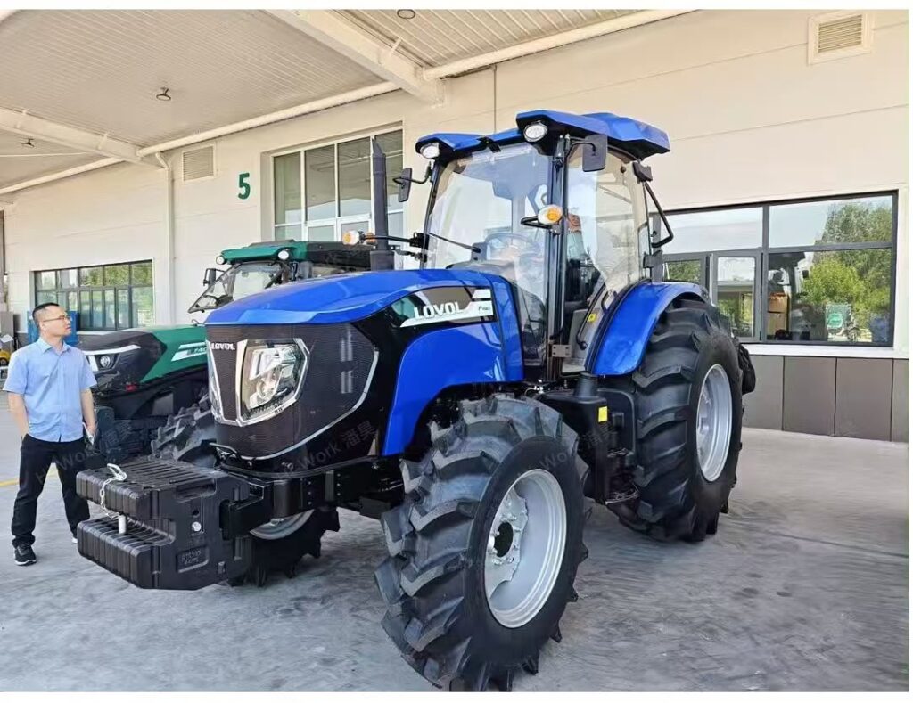 Tractor TX1204 (1)