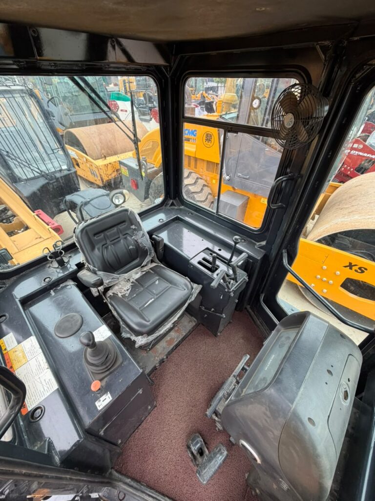 bulldozer shantui sd13 02