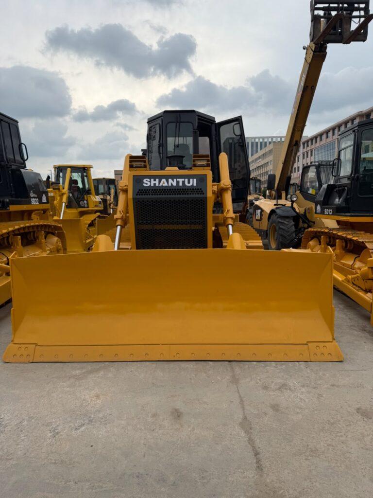 Bulldozer Shantui SD16