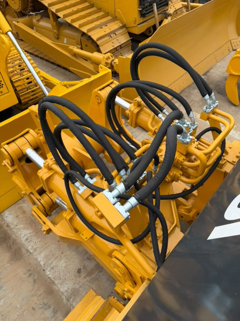 Bulldozer Shantui SD22 con Ripper