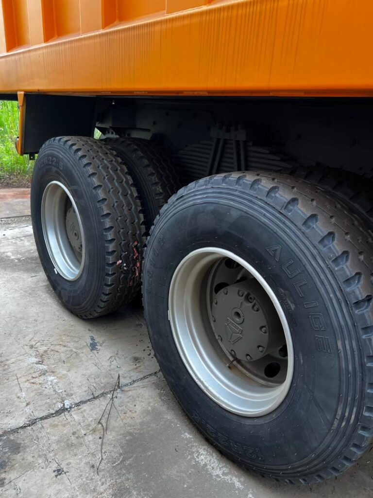 camion volteo howo 371 04