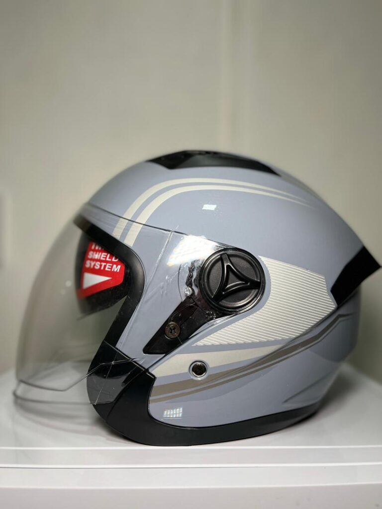 casco gris 02