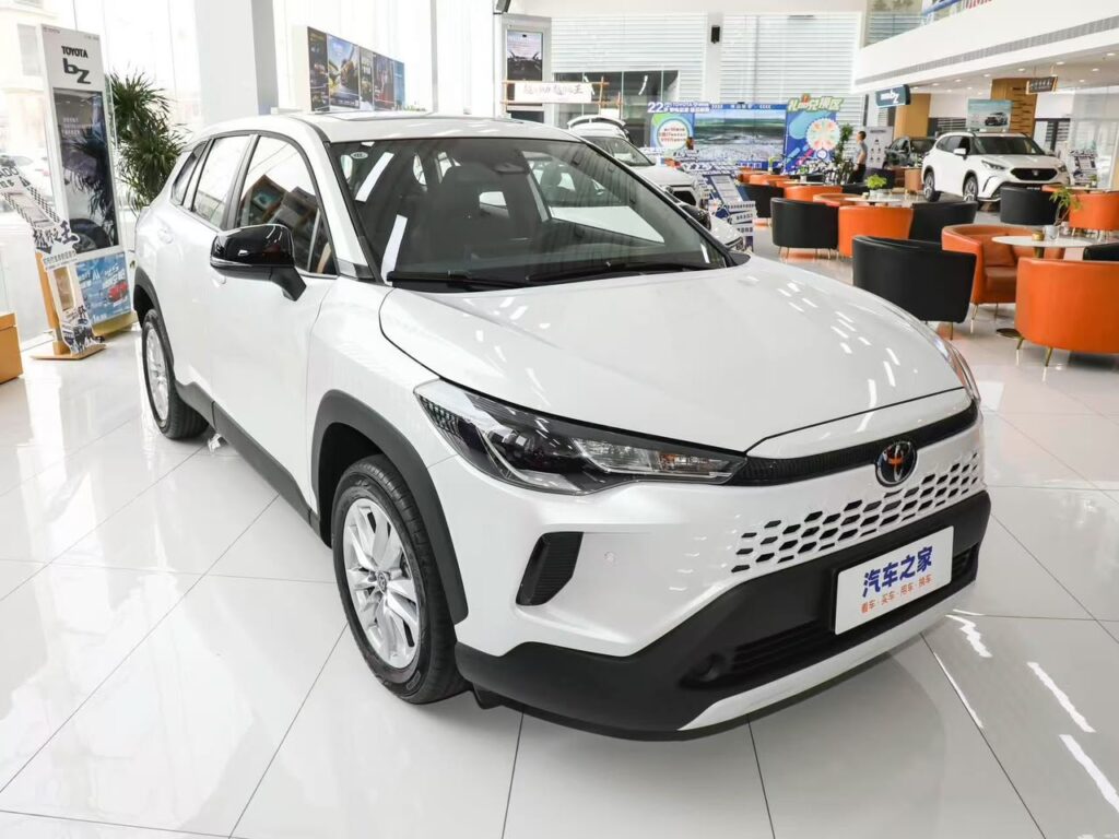 toyota corolla cross 2026 01